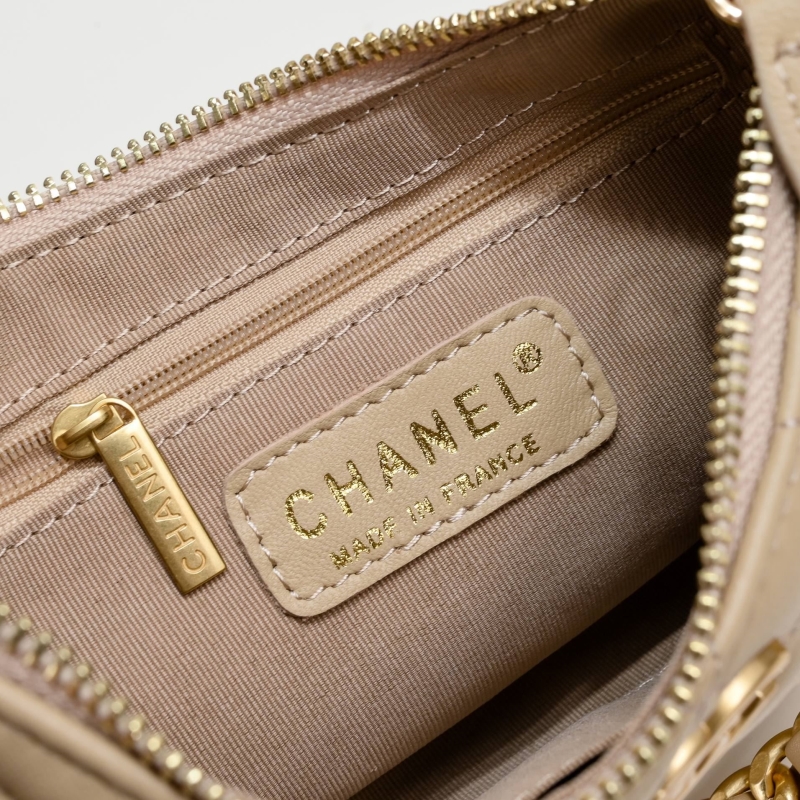 Ch**el hobo bags
